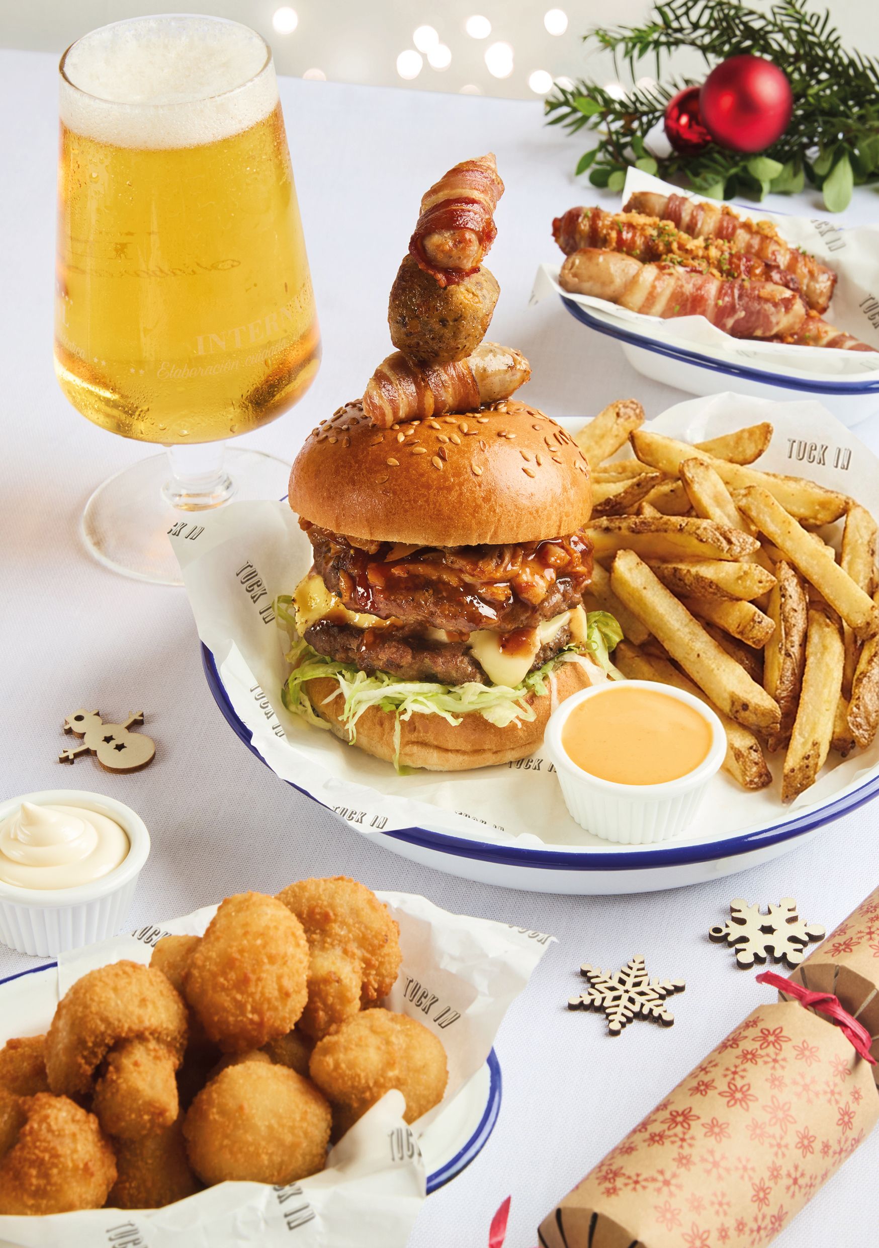 Festive Lunch & Dinner at The Barn Owl Quedgeley in Gloucester